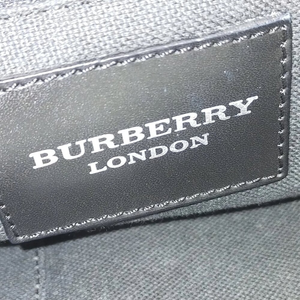 Burberry Leather Shoulder Bag - EUC - Picture 8 of 9